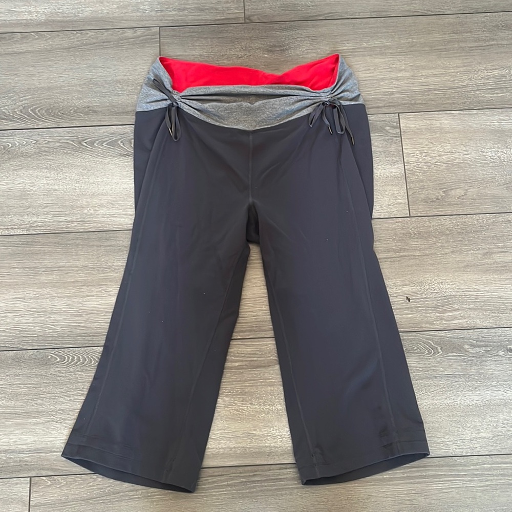 lululemon athletica Black and Gray Leggings with Red Accent